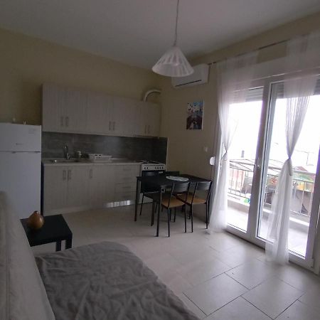 Katerina apartment Nea Plagia Bagian luar foto