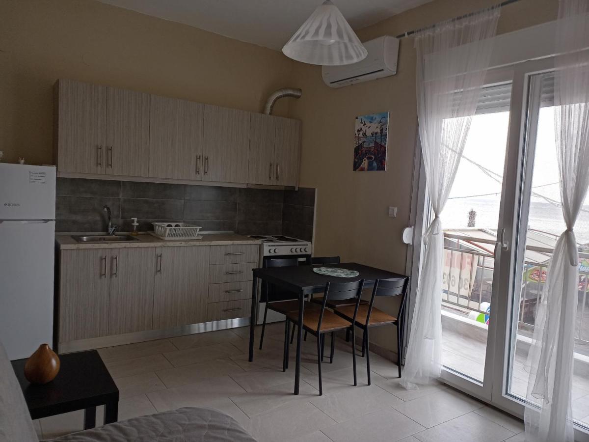 Katerina apartment Nea Plagia Bagian luar foto
