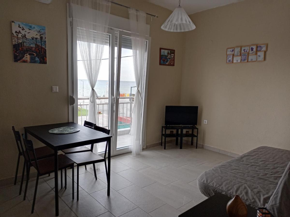 Katerina apartment Nea Plagia Bagian luar foto